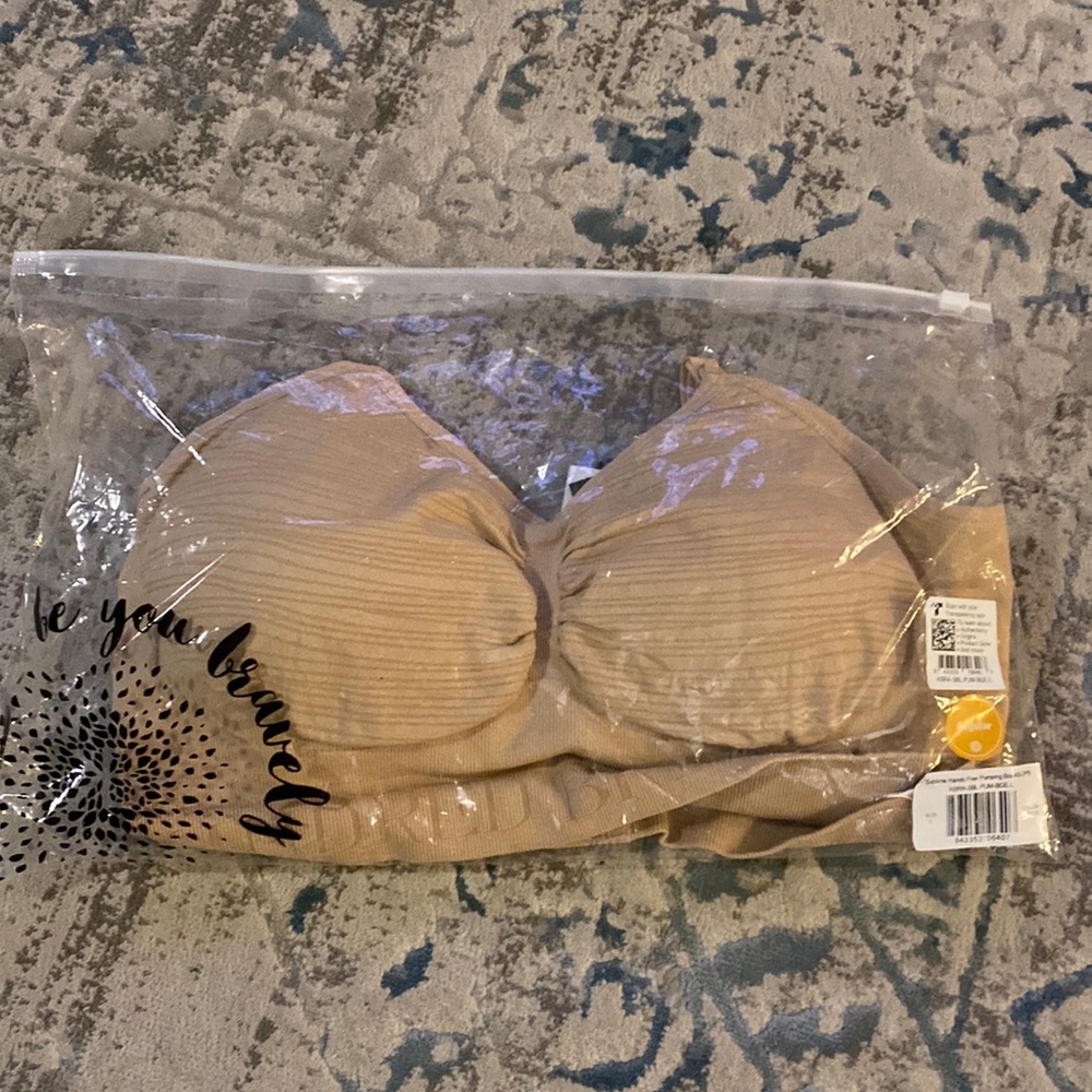 Kindred Bravely Pumping/Nursing bra NWT